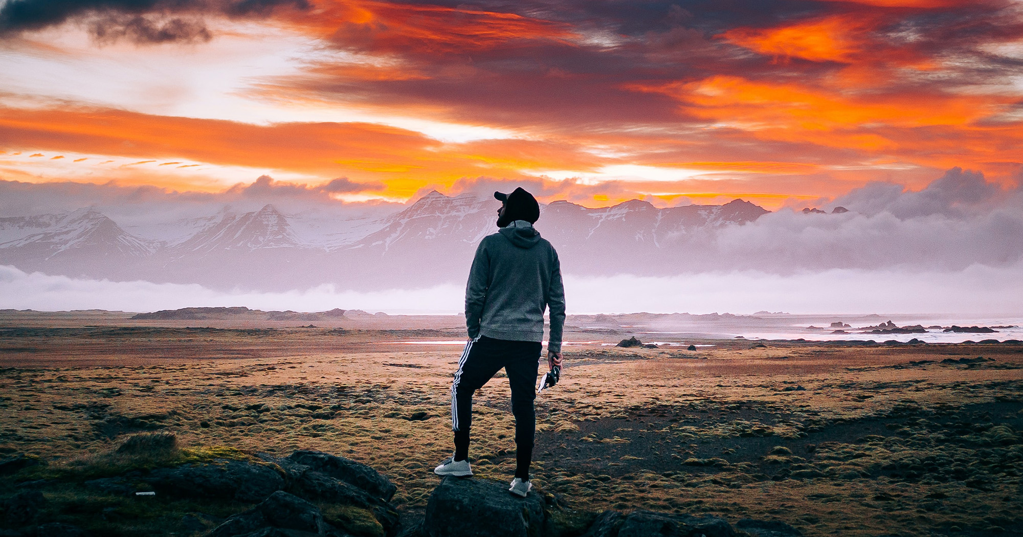 Sol da meia noite em viagem para a Islândia